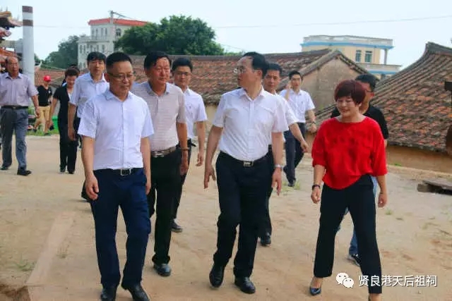 莆田市委书记林宝金轻车简从冒酷暑 考察湄洲湾北岸贤良港妈祖诞生地